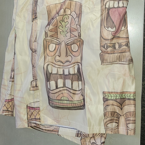 NWOT Men's 3XL Tiki Swimming 🏊‍♂️ Trunks - Picture 4 of 6